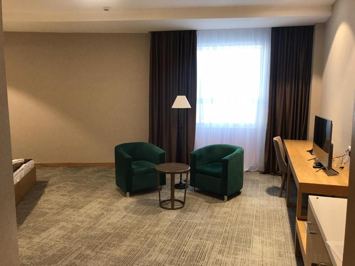 Jj Hotel Αστάνα Εξωτερικό φωτογραφία