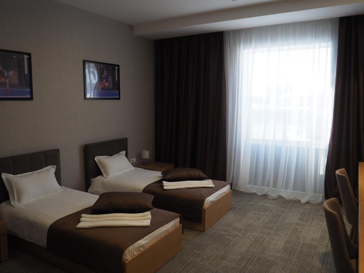 Jj Hotel Αστάνα Εξωτερικό φωτογραφία
